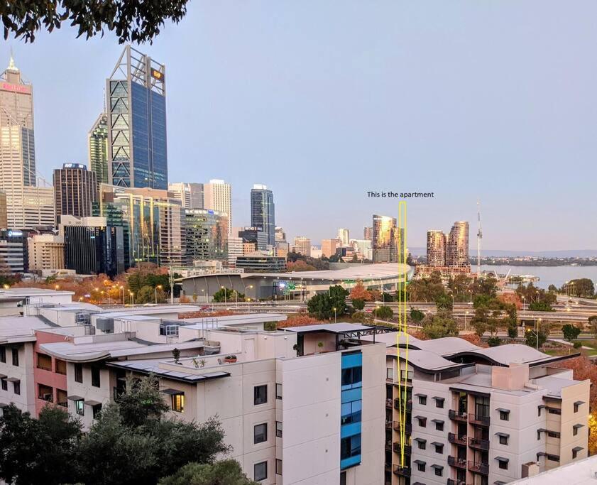 City & Lakeside With Free Parking, Pool And 10 Mins Walk Into The City Perth Kültér fotó